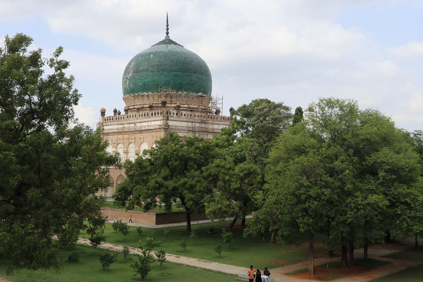 Hyderabad skyline gets a green glazed dome